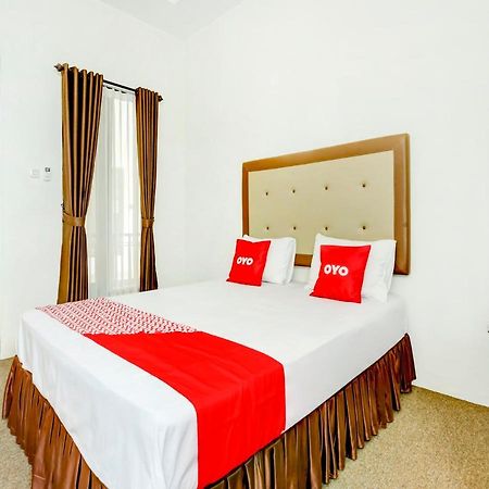 סמרינדה Oyo 3884 Dixie Syariah Guest House מראה חיצוני תמונה